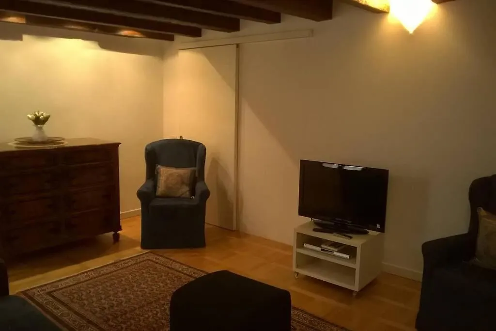 Charming House In Venice-1